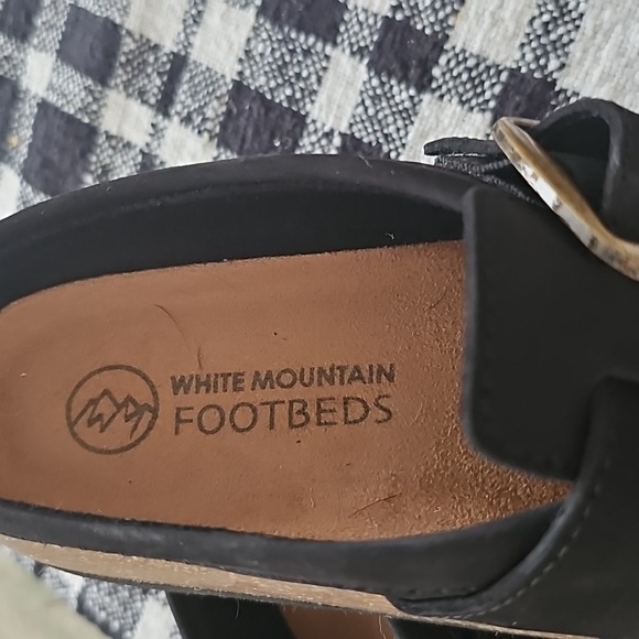 White Moubtain Women's Bueno Slip On Clogs - Picture 8 of 9